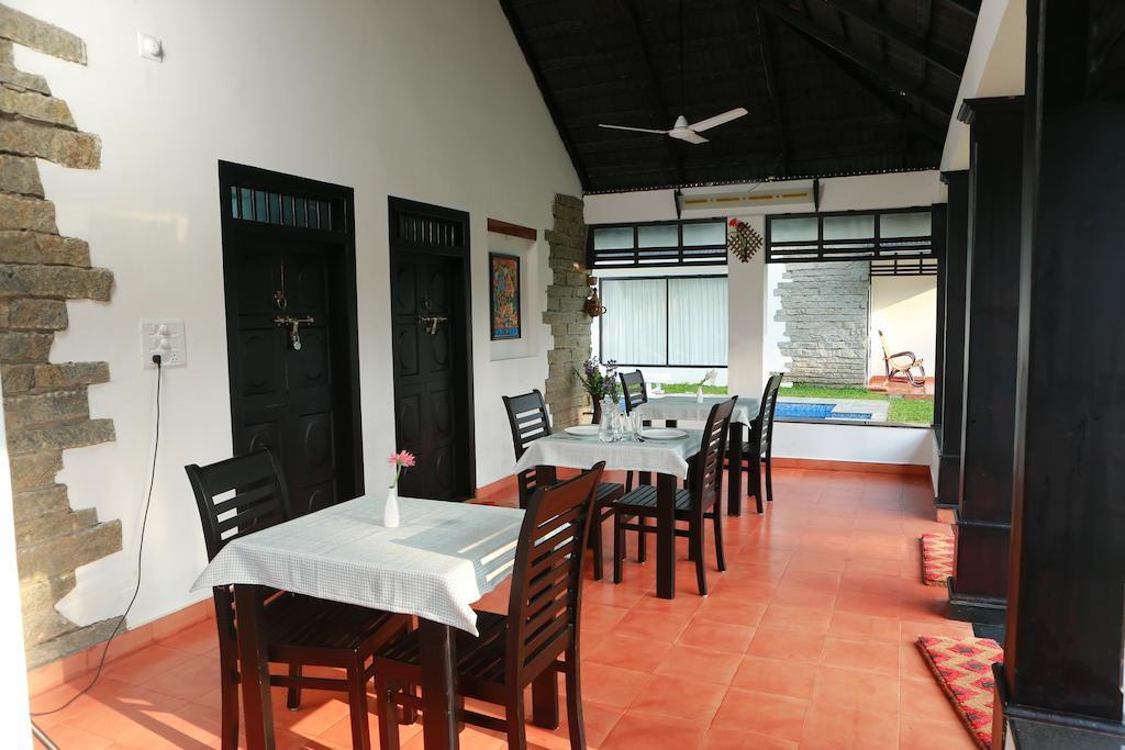 Mayas Beach House Mararikulam Exteriör bild