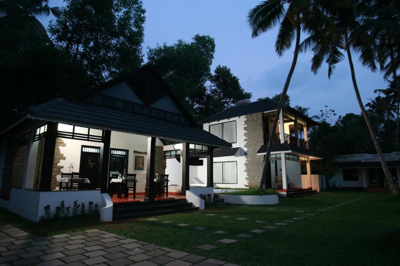Mayas Beach House Mararikulam Exteriör bild