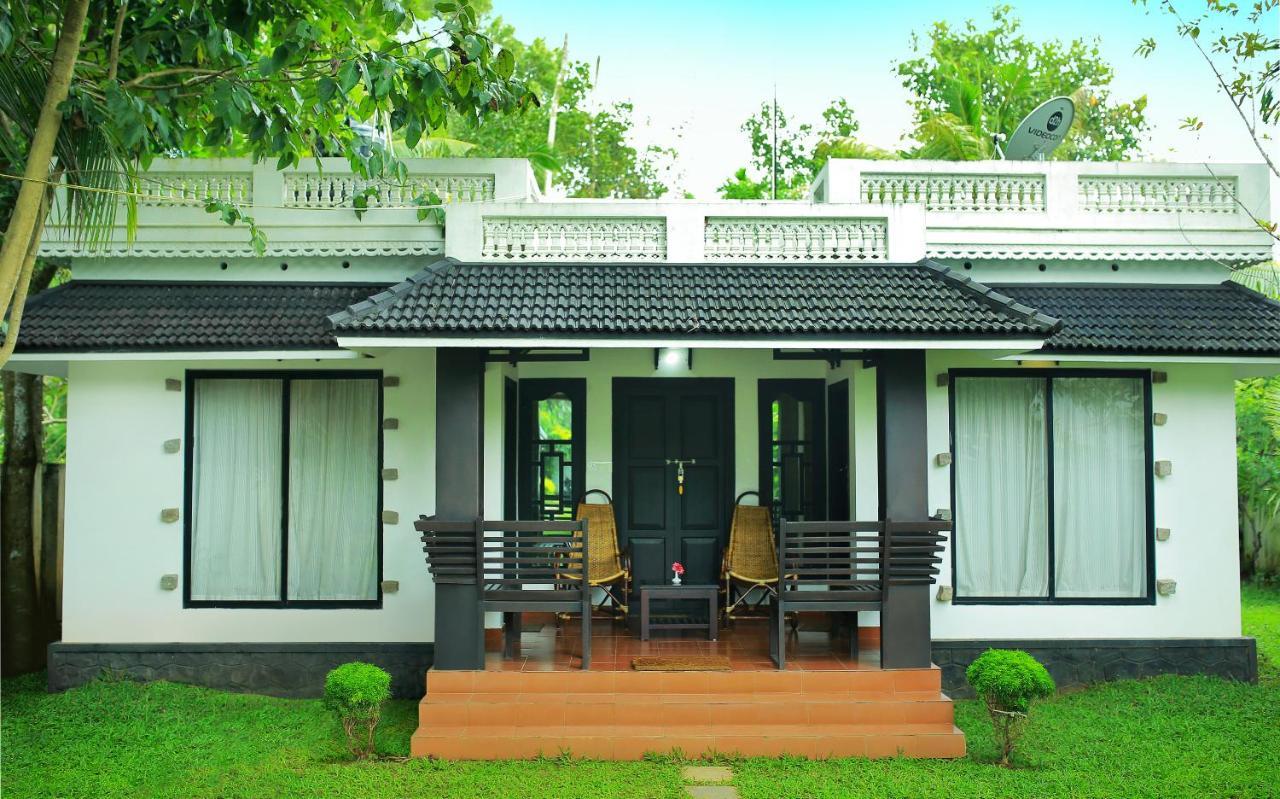 Mayas Beach House Mararikulam Exteriör bild